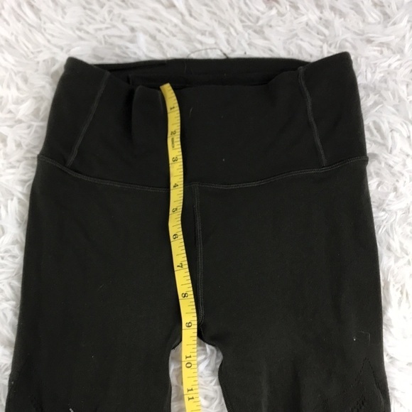 Lululemon Reveal Tight *En Avante 26" Dark Olive - Picture 7 of 13